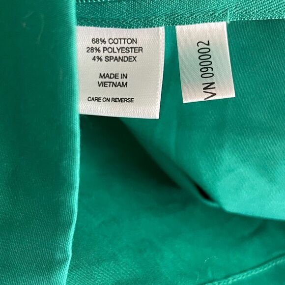 New York & Co. Stretch Top Green Nwt - Picture 8 of 9